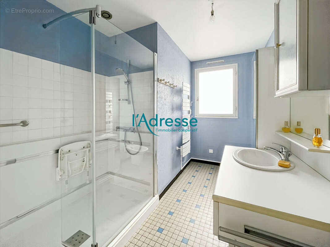 Maison à MONTREVAULT