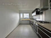 Appartement à SAINT-PRIEST-EN-JAREZ