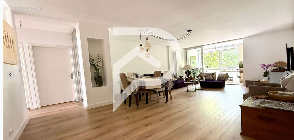 Appartement à LA GRANDE-MOTTE