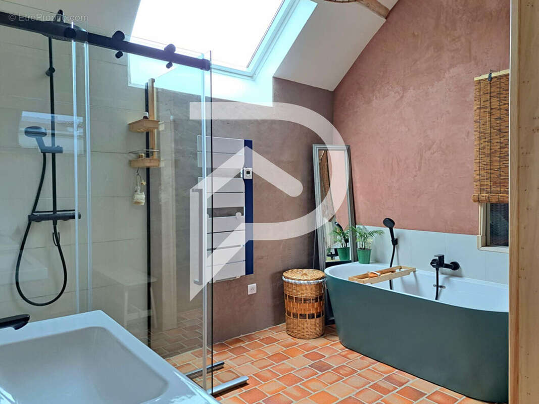 Maison à VERDEREL-LES-SAUQUEUSE