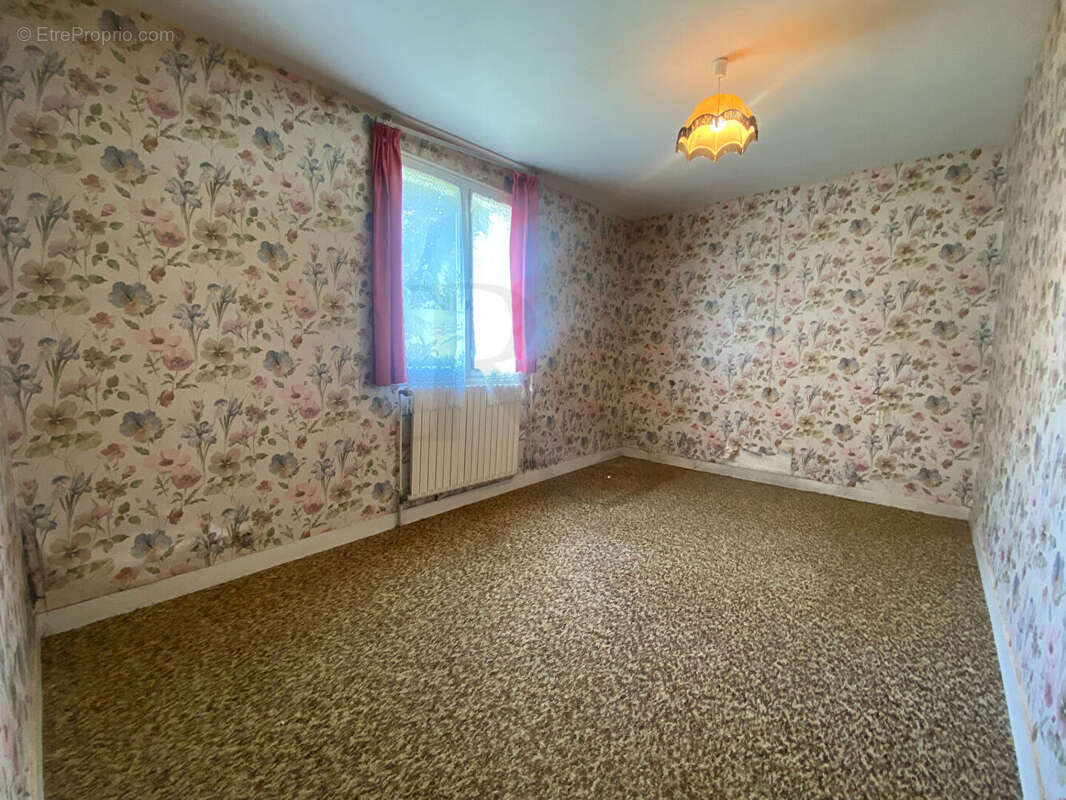 Maison à LE TEILLEUL