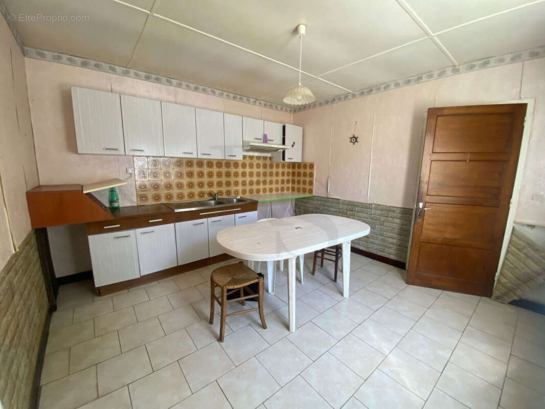 Maison à LE TEILLEUL