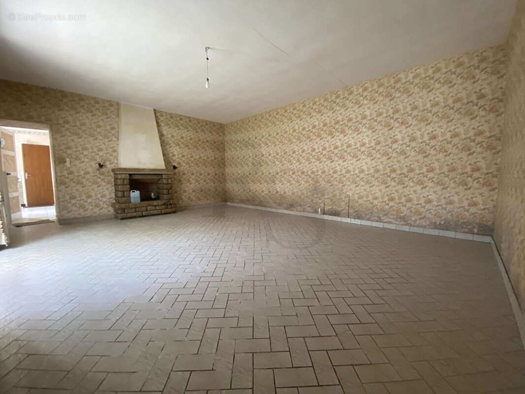 Maison à LE TEILLEUL