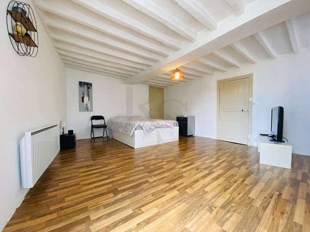 Maison à SAINT-REMY-DU-VAL