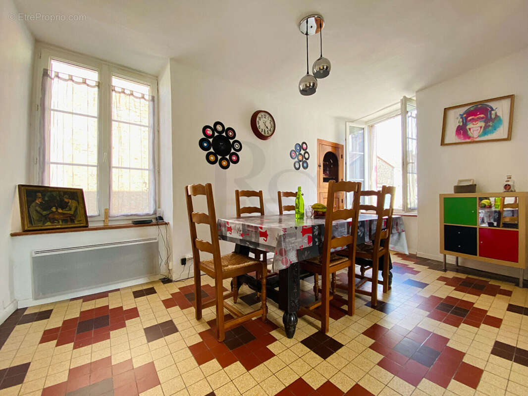 Maison à SAINT-REMY-DU-VAL