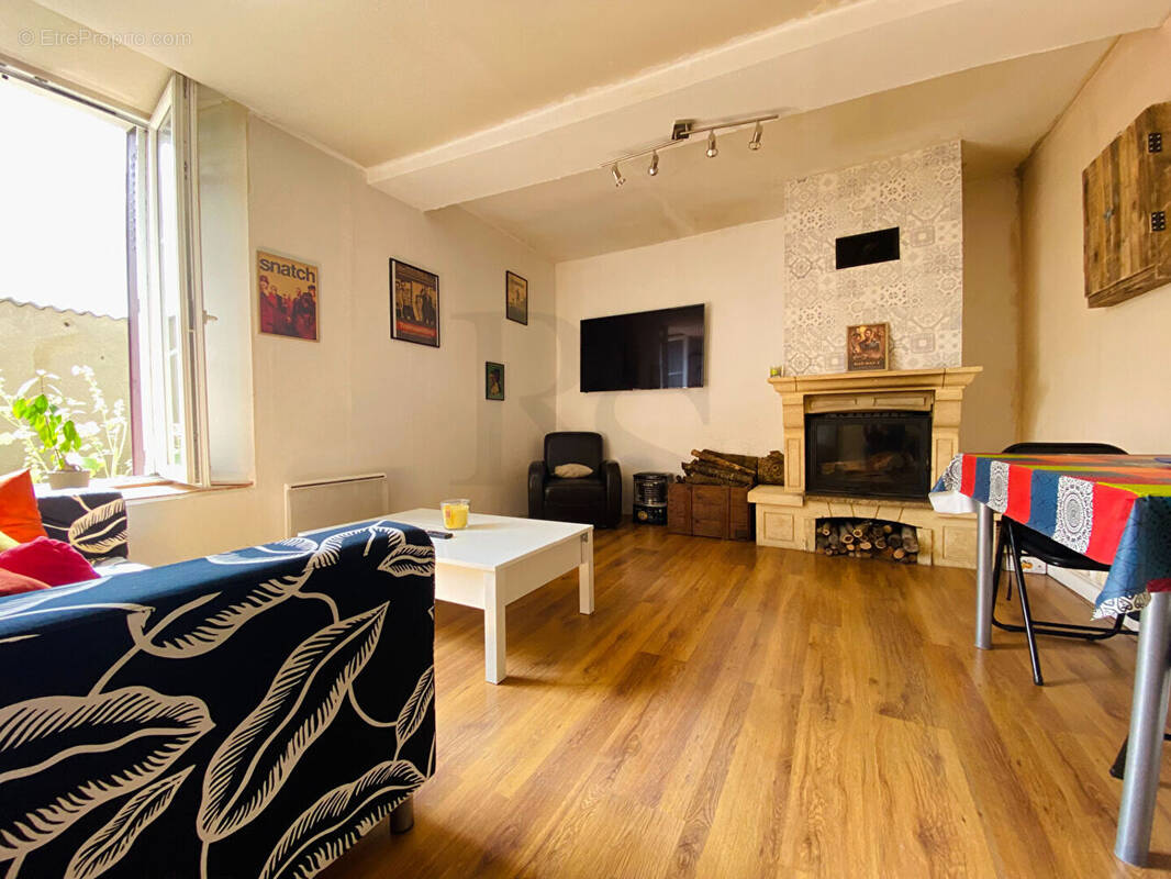 Maison à SAINT-REMY-DU-VAL