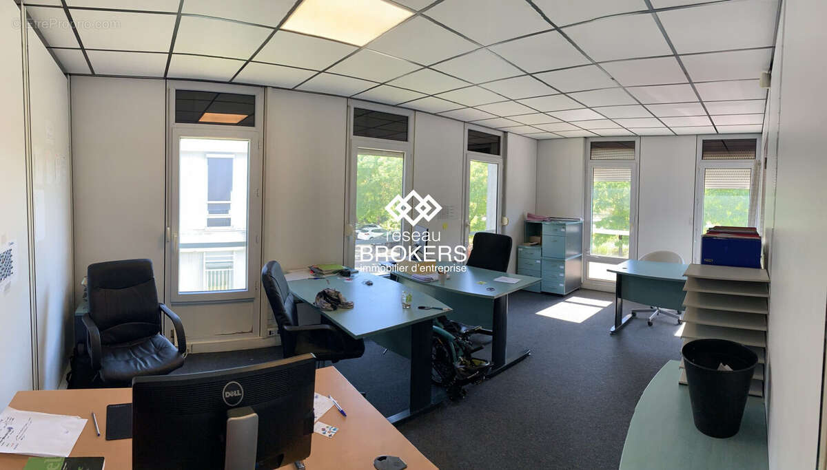 Commerce à SAINT-MARTIN-LE-VINOUX