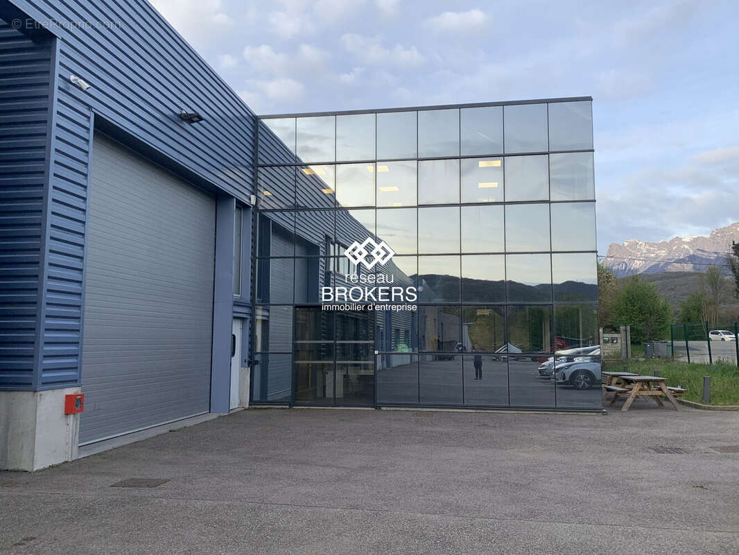 Commerce à CHAMP-SUR-DRAC