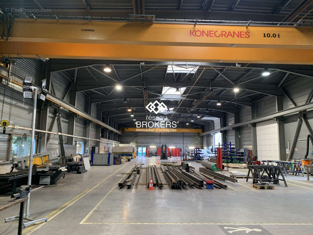 Commerce à CHAMP-SUR-DRAC