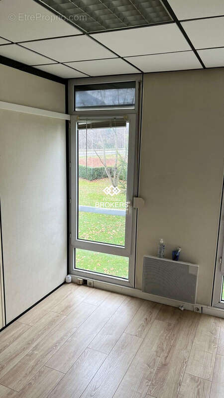 Commerce à SAINT-MARTIN-LE-VINOUX