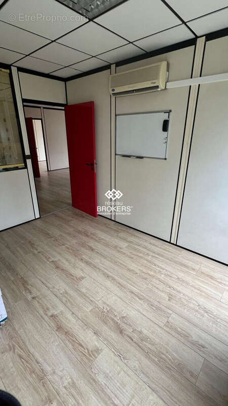 Commerce à SAINT-MARTIN-LE-VINOUX