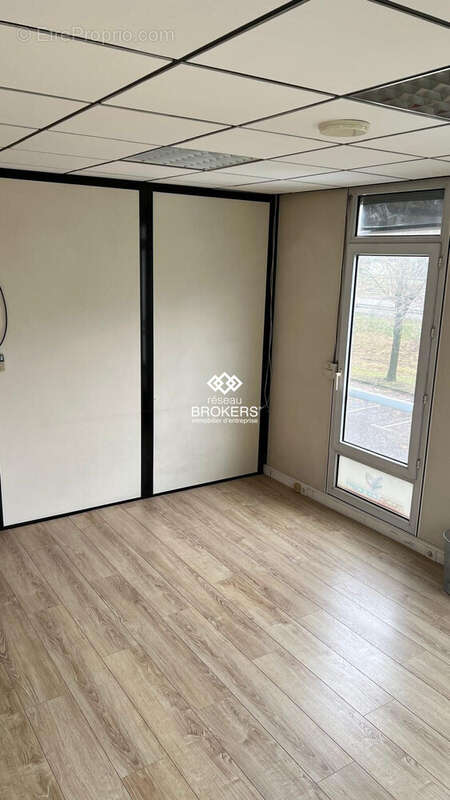 Commerce à SAINT-MARTIN-LE-VINOUX