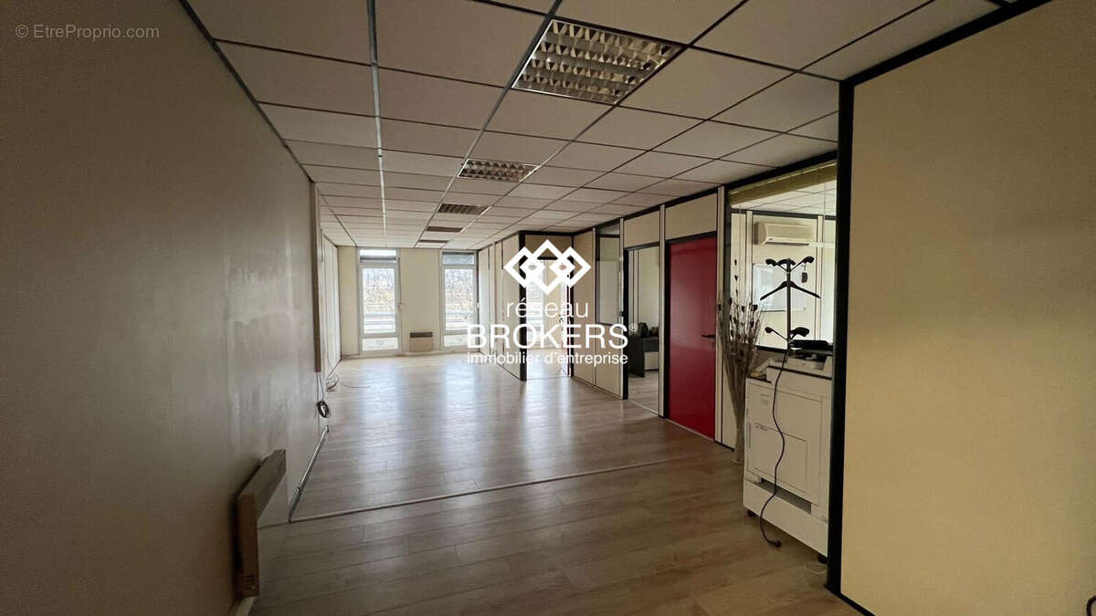 Commerce à SAINT-MARTIN-LE-VINOUX