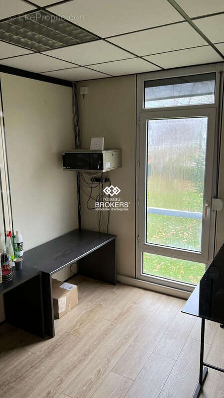 Commerce à SAINT-MARTIN-LE-VINOUX