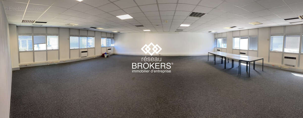 Commerce à MONTBONNOT-SAINT-MARTIN