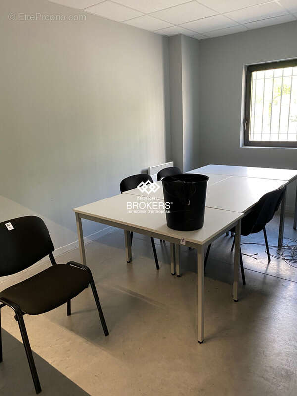 Commerce à SASSENAGE