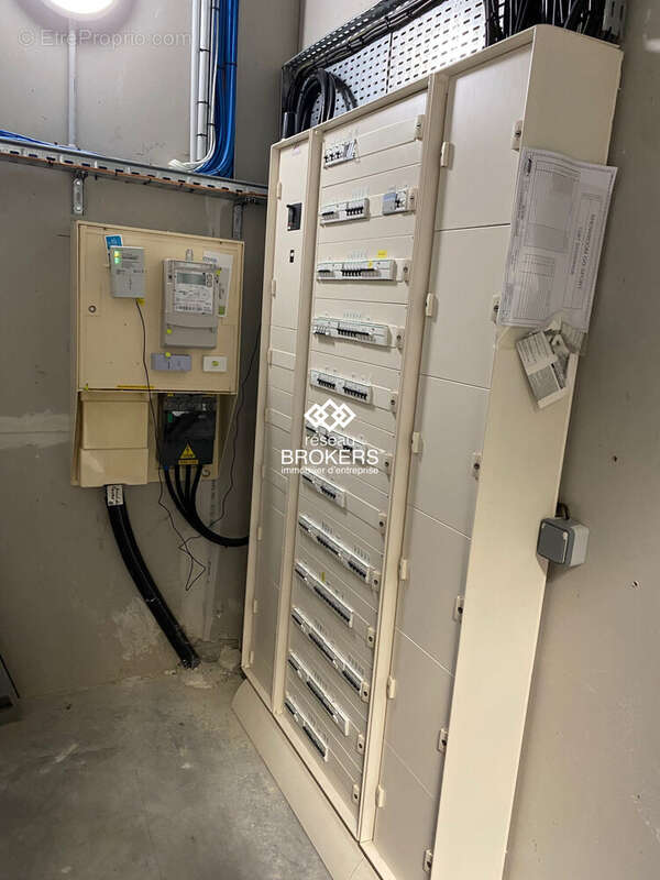 Commerce à SASSENAGE