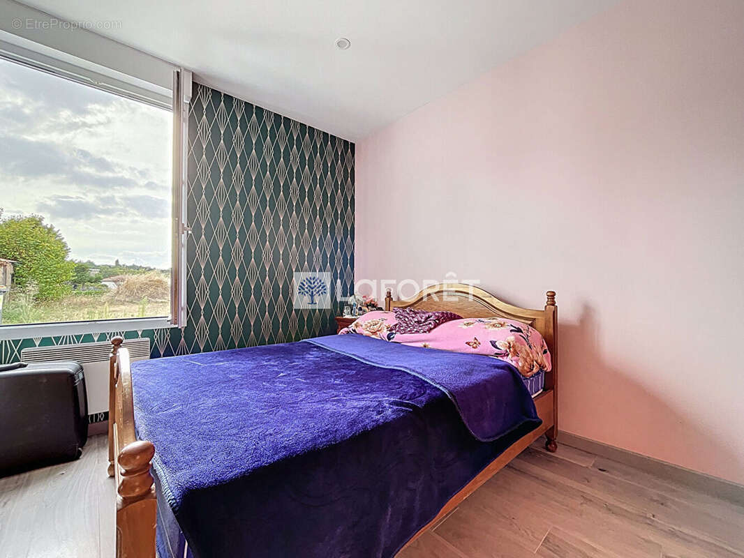 Maison à SAINT-LOUP-LAMAIRE