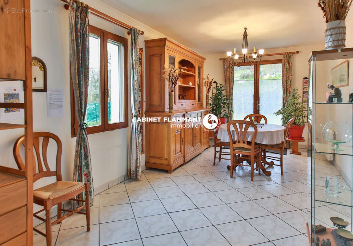 Maison à VILLEFERRY