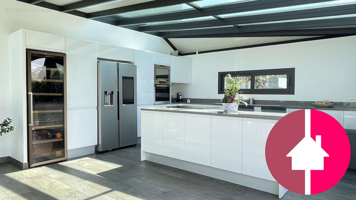 Maison à FERRIERES-EN-BRIE