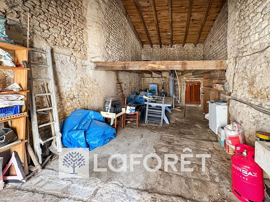 Maison à MORTAGNE-SUR-GIRONDE