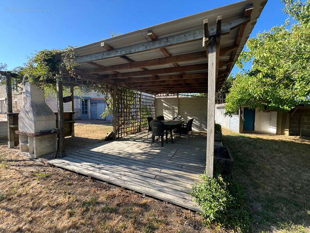 Maison à SAINTE-SOULLE