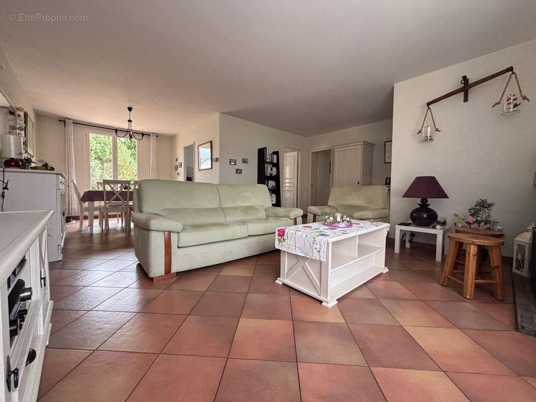 Maison à SAINT-GERMAIN-LES-CORBEIL