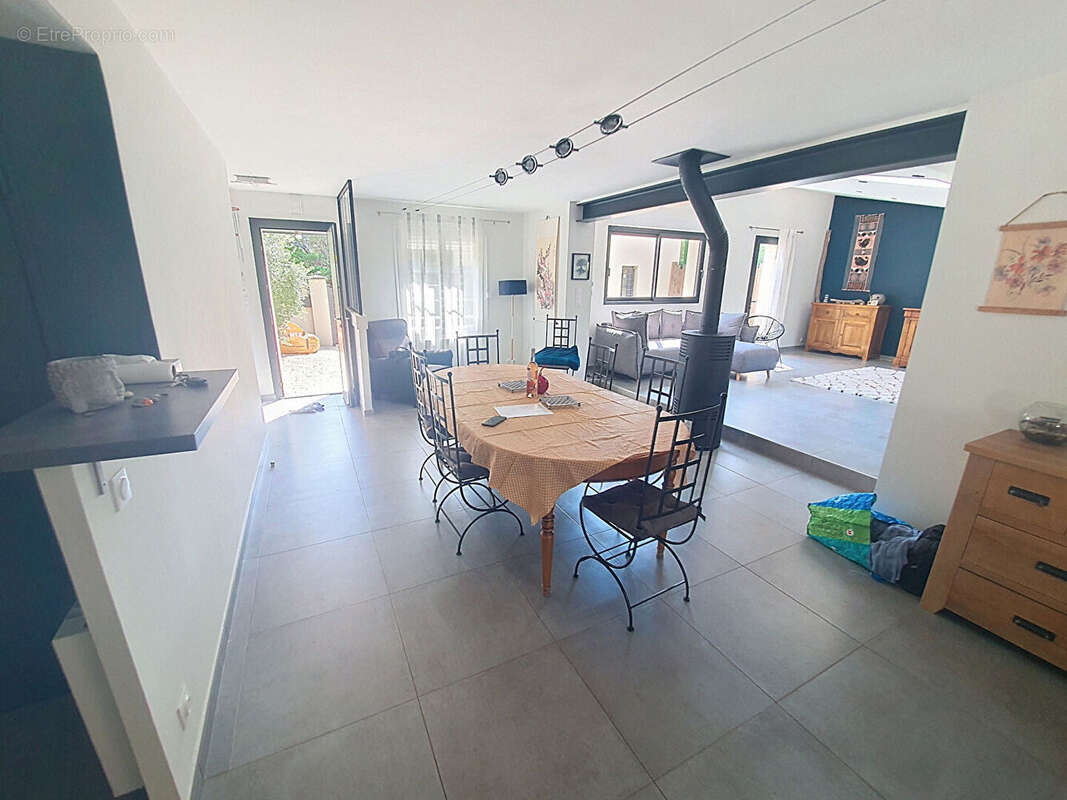 Maison à LES ANGLES