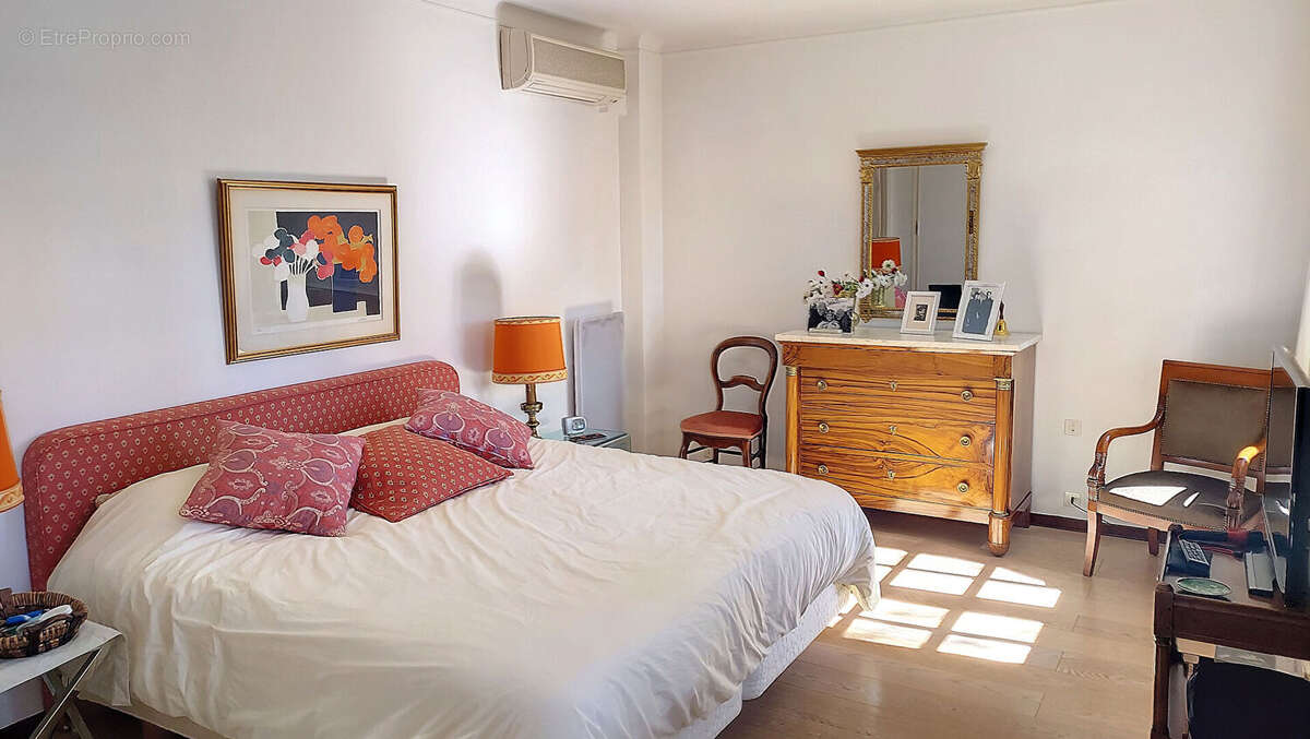 Maison à VILLENEUVE-LES-AVIGNON