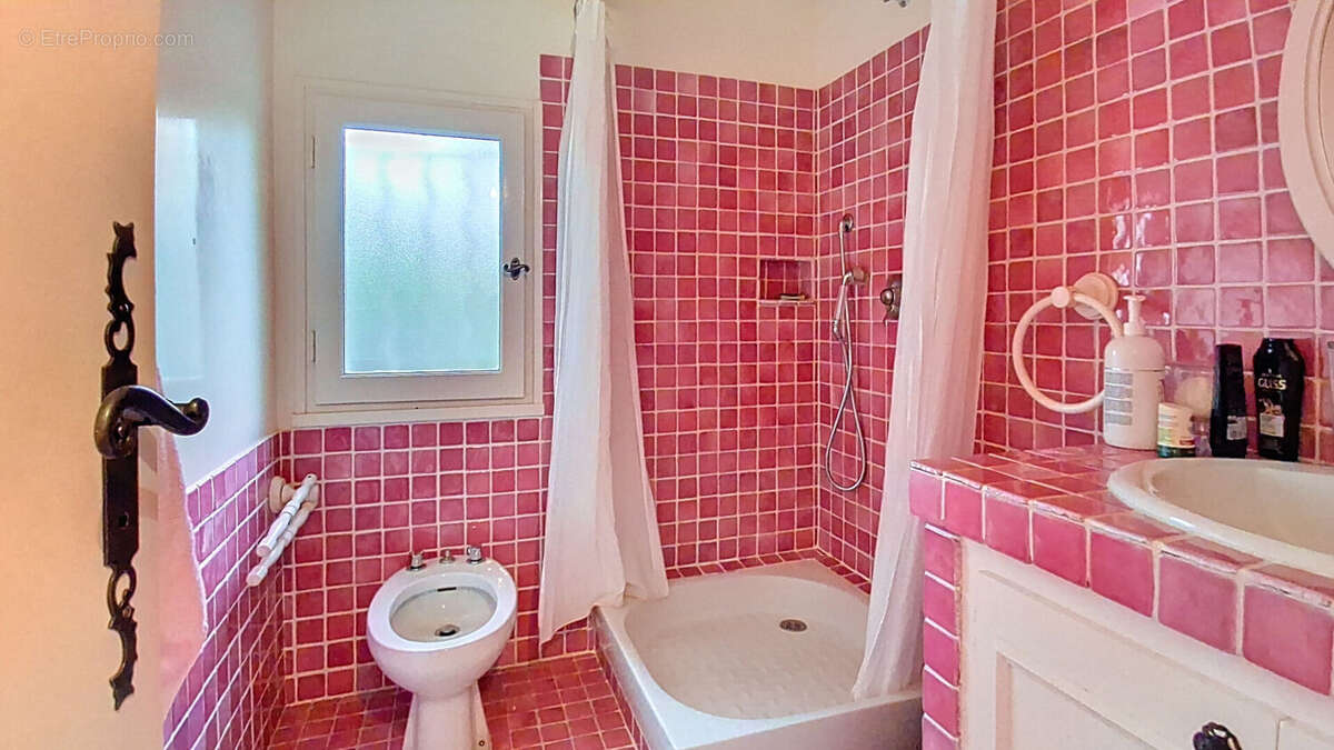 Maison à VILLENEUVE-LES-AVIGNON