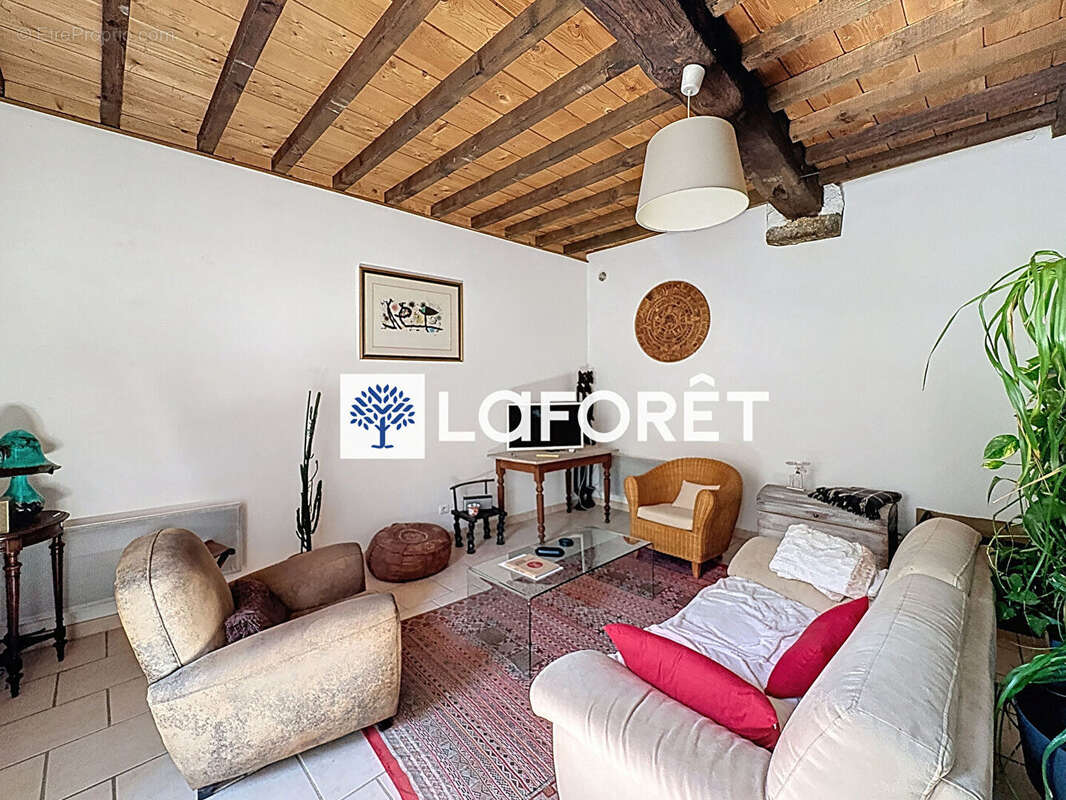 Maison à SAINT-CHEF