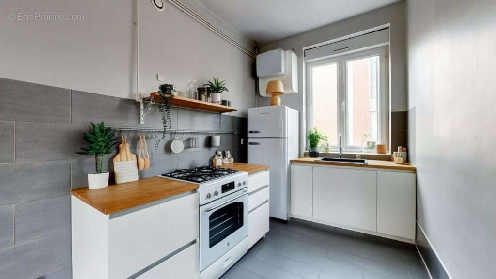 Appartement à LYON-8E