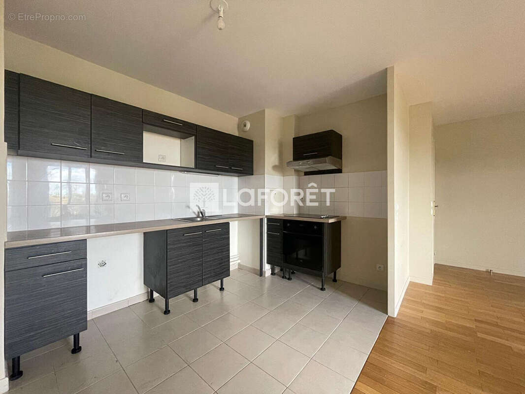 Appartement à CHENNEVIERES-SUR-MARNE