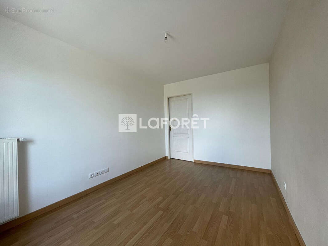 Appartement à CHENNEVIERES-SUR-MARNE