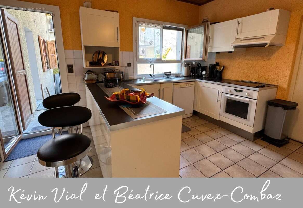 Photo 9 - Commerce à SAINTE-HELENE-SUR-ISERE