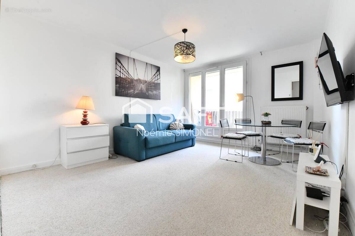 Photo 1 - Appartement à CHILLY-MAZARIN