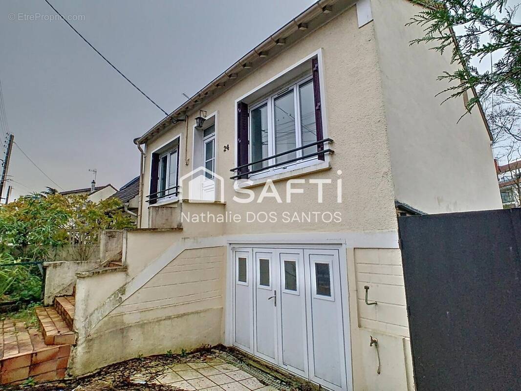 Photo 1 - Maison à OZOIR-LA-FERRIERE