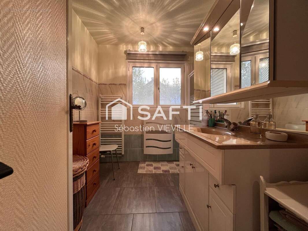 Photo 2 - Maison à ROCQUIGNY