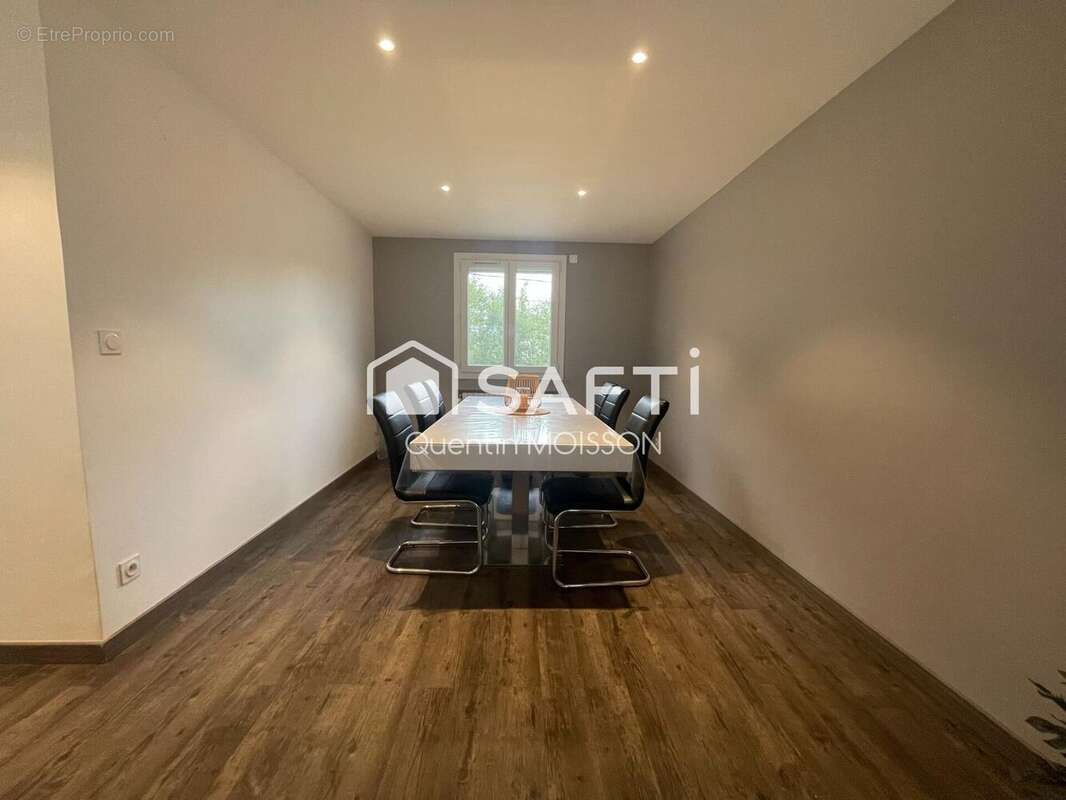 Photo 3 - Maison à DOMPIERRE-SUR-VEYLE