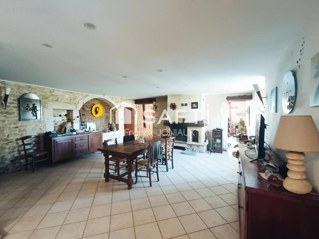 Photo 1 - Maison à ROUVROIS-SUR-MEUSE