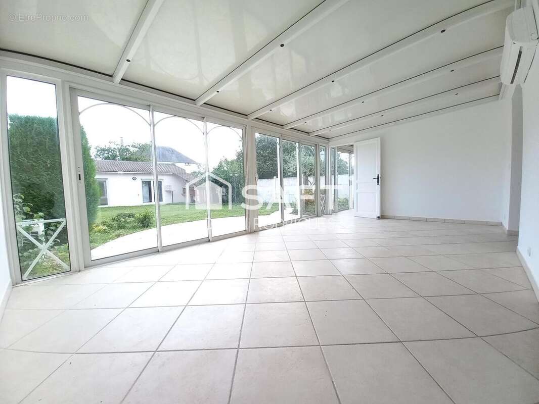 Photo 2 - Maison à PONTAULT-COMBAULT