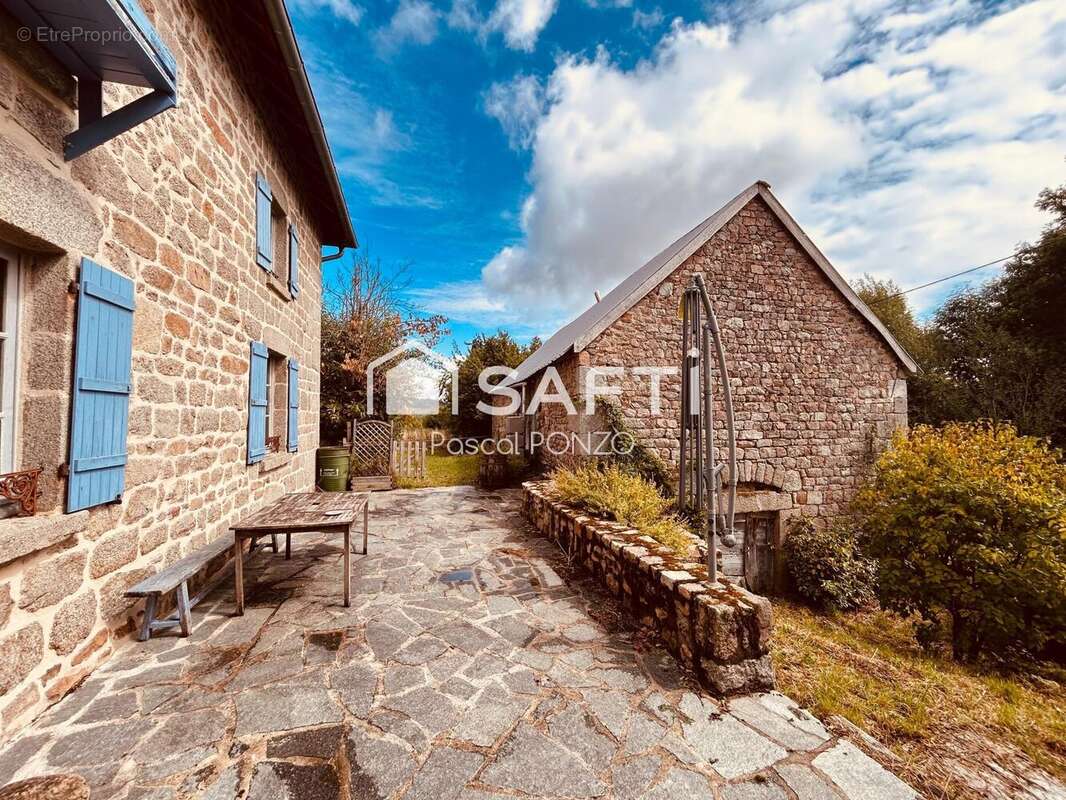 Photo 2 - Maison à MERINCHAL