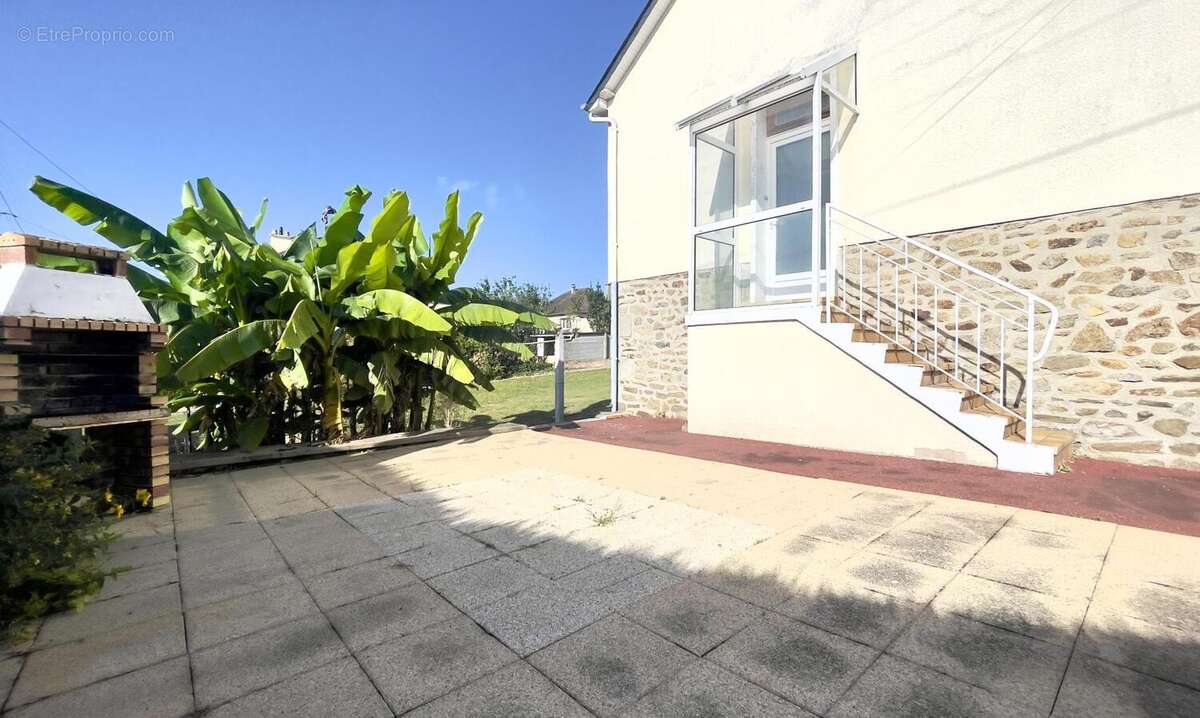 Photo 2 - Maison à MAYENNE