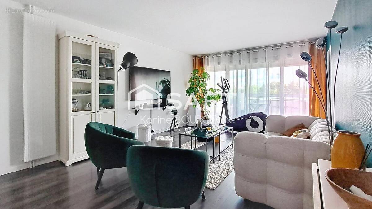 Photo 1 - Appartement à CHEVILLY-LARUE