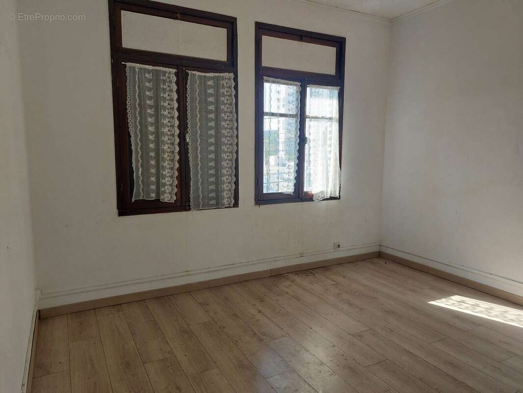 Maison à SAINT-DENIS