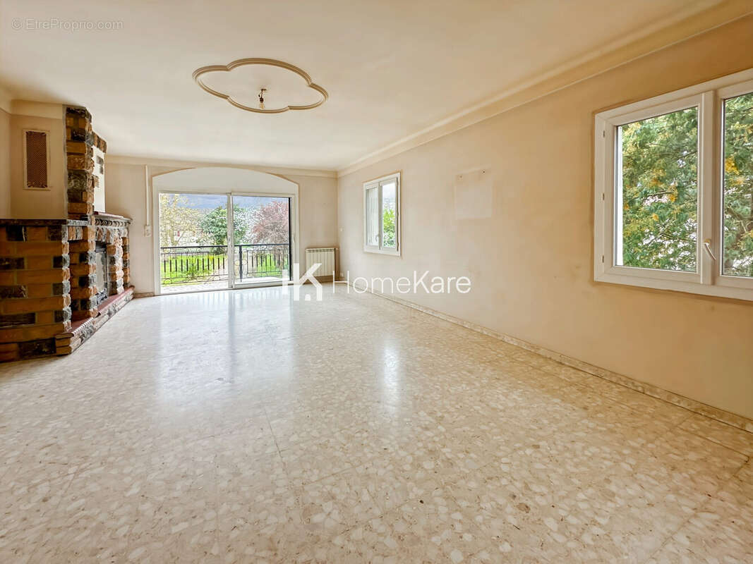 Maison à MARTRES-TOLOSANE