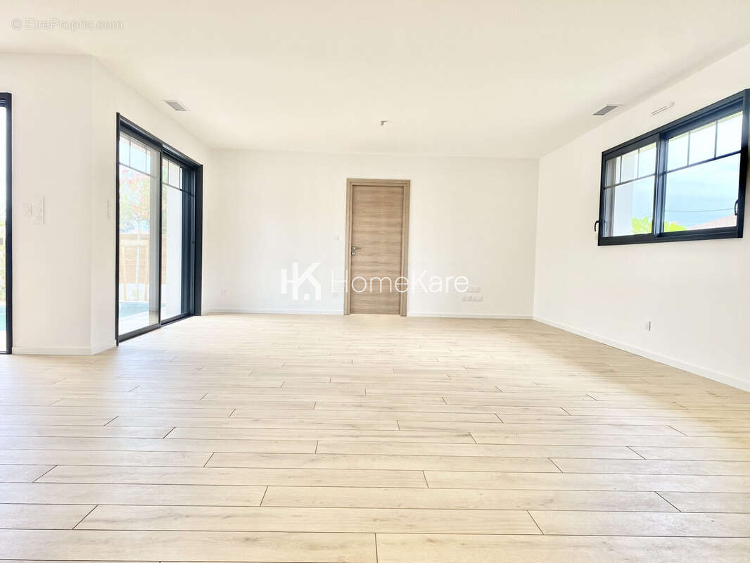 Maison à GUJAN-MESTRAS