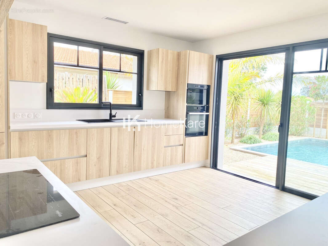 Maison à GUJAN-MESTRAS