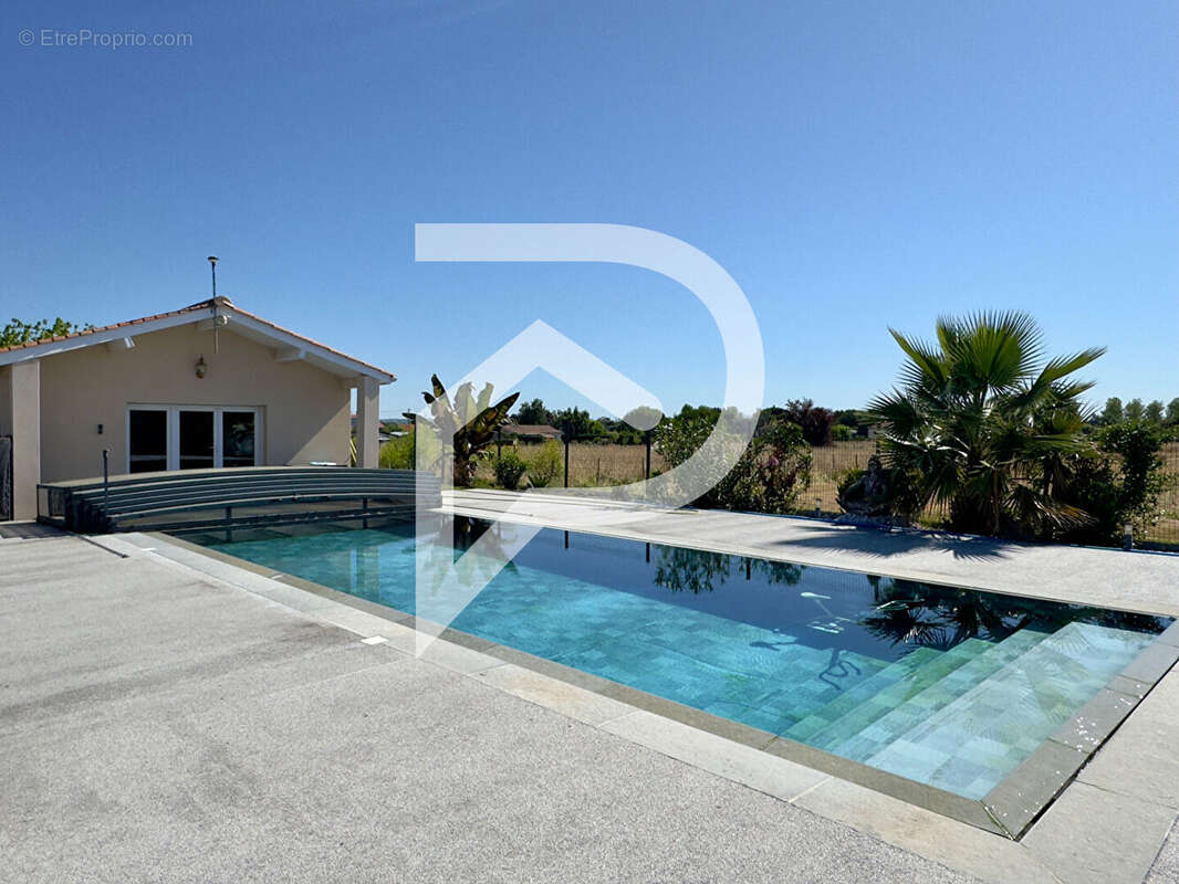 Maison à LAMONZIE-SAINT-MARTIN