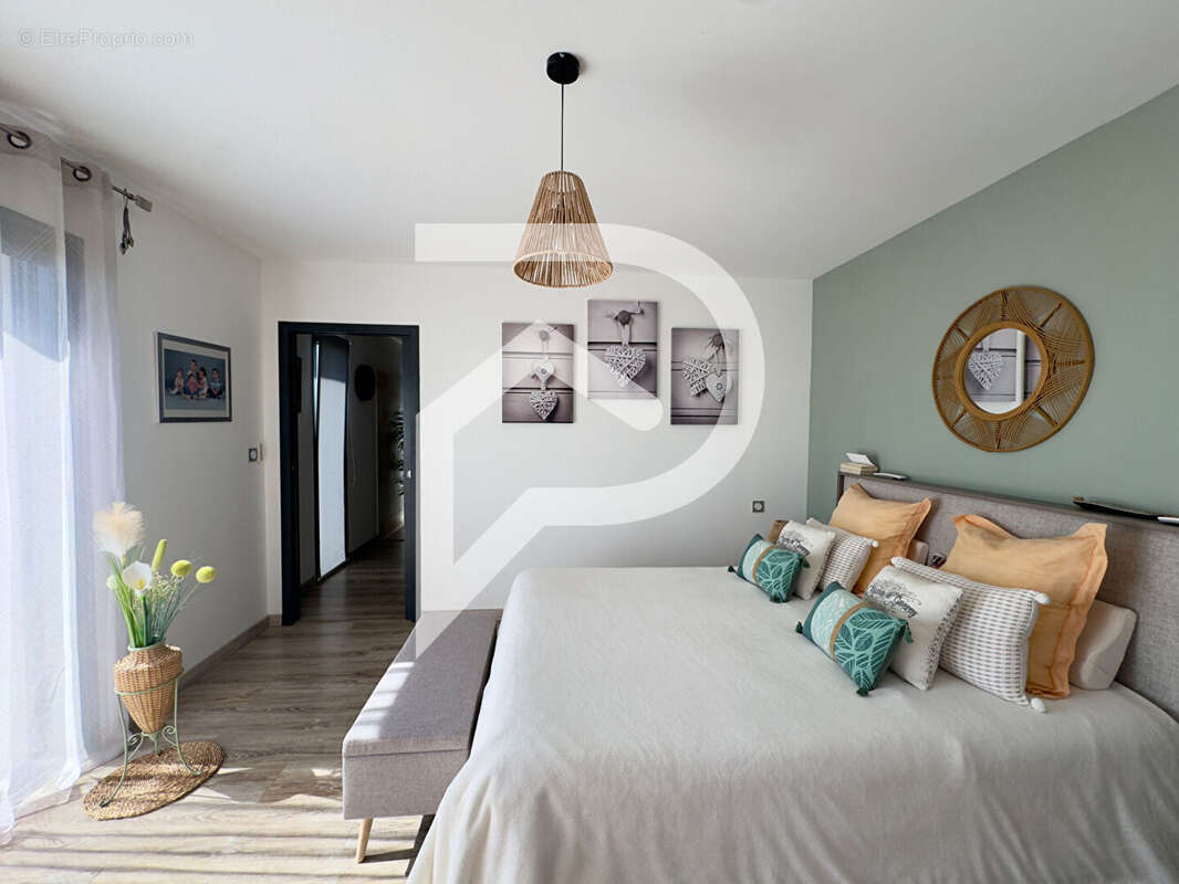 Maison à LAMONZIE-SAINT-MARTIN